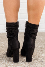 Load image into Gallery viewer, Leena Black Pointed Toe Suede Booties