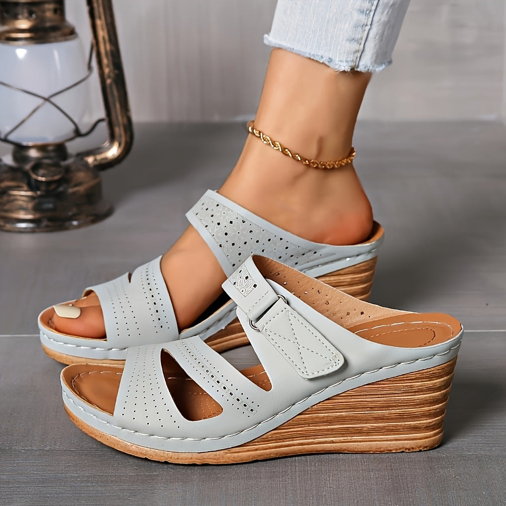 Tarragone Sandals with Comfortable Wedge Heel Sole of 7.5 cm