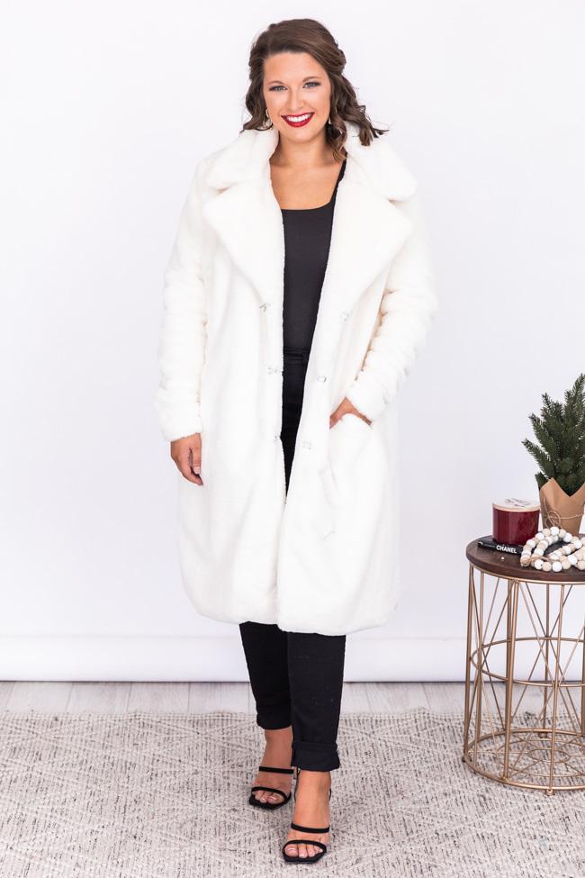 Surprise Entrance Cream Long Fur Coat