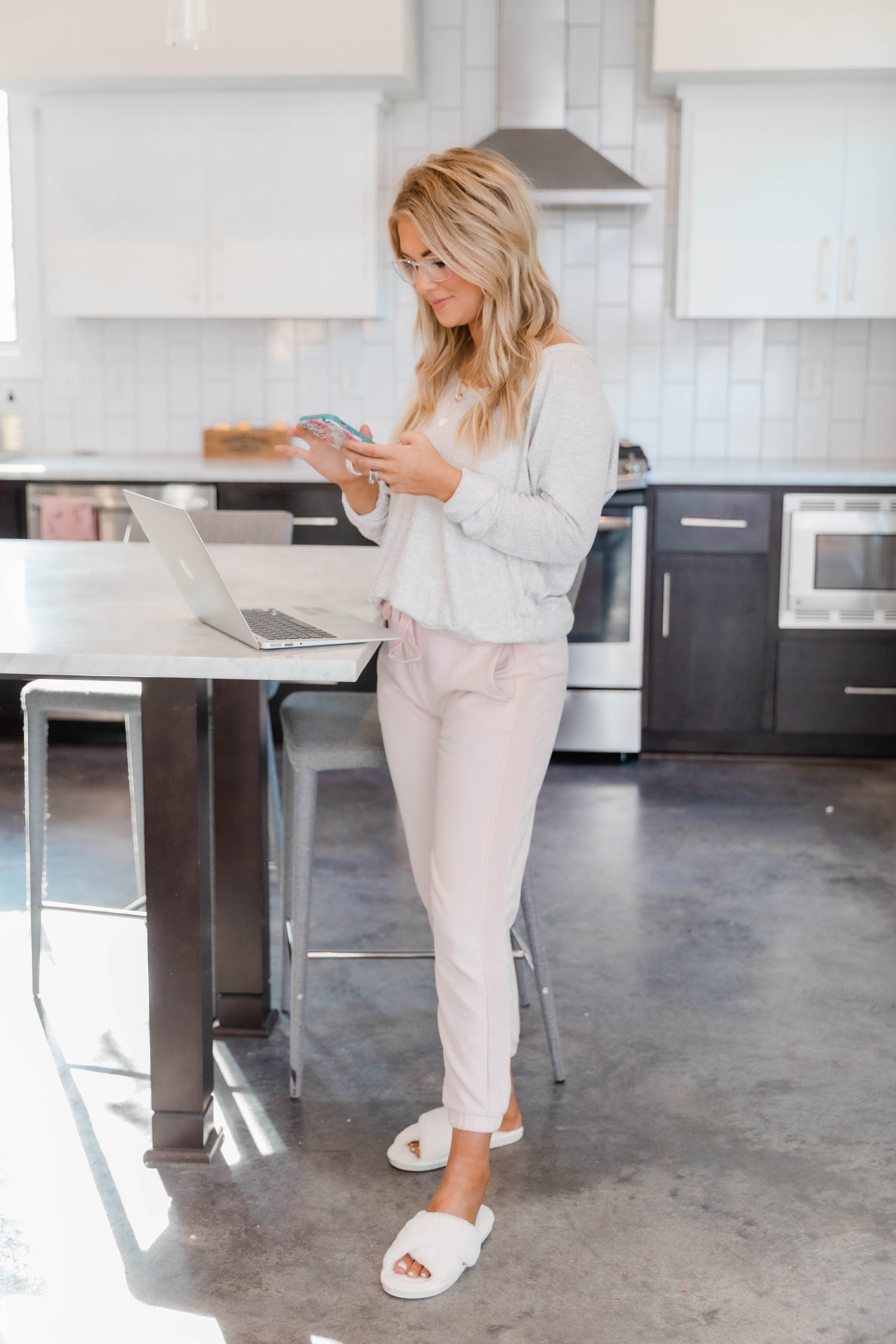 LIVING MY BEST STYLE X PINK LILY The Blair Lounge Pants