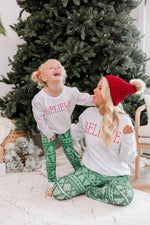 Load image into Gallery viewer, Kids Believe White Graphic Sweatshirt
