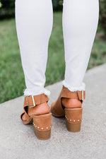 Carica l&#39;immagine nel visualizzatore di Gallery, Emerson Camel Booties
