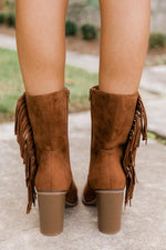 Ladda upp bild till gallerivisning, Nelly Brown Fringe Suede Boots
