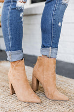 Ladda upp bild till gallerivisning, Tamera Brown Suede Pointed Toe Booties
