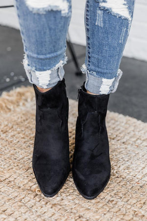 Zuri Black Pointed Toe Western Suede Boots