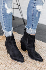 Ladda upp bild till gallerivisning, Zuri Black Pointed Toe Western Suede Boots
