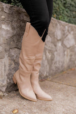 Cargar imagen en el visor de la galería, Charlie Taupe Tall Leather Pointed Toe Boots
