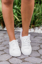 Lade das Bild in den Galerie-Viewer, The Jenny Solid Sneakers White
