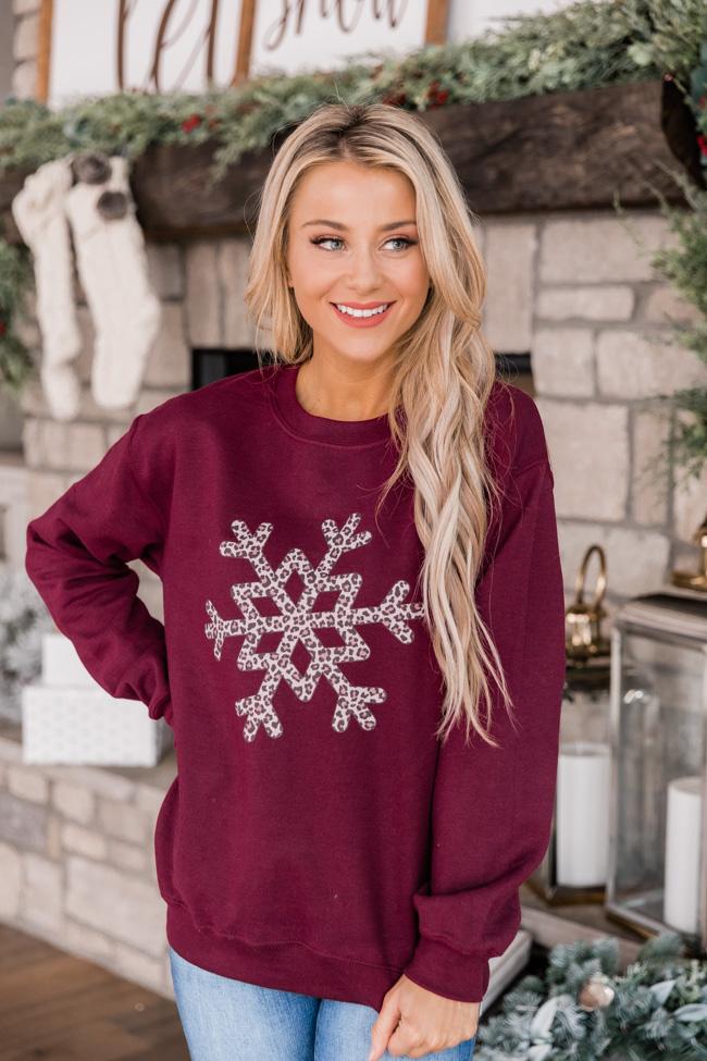 Animal Print Snowflake Graphic Maroon Sweatshirt