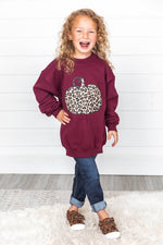 Lataa kuva Galleria-katseluun, Kids Animal Print Pumpkin Graphic Maroon Sweatshirt
