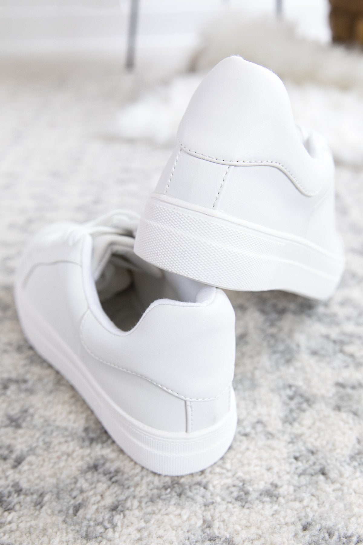 The Jenny Solid Sneakers White