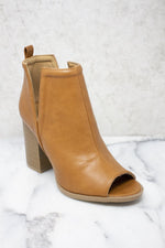 Carregar imagem no visualizador da galeria, Beth Brown Booties
